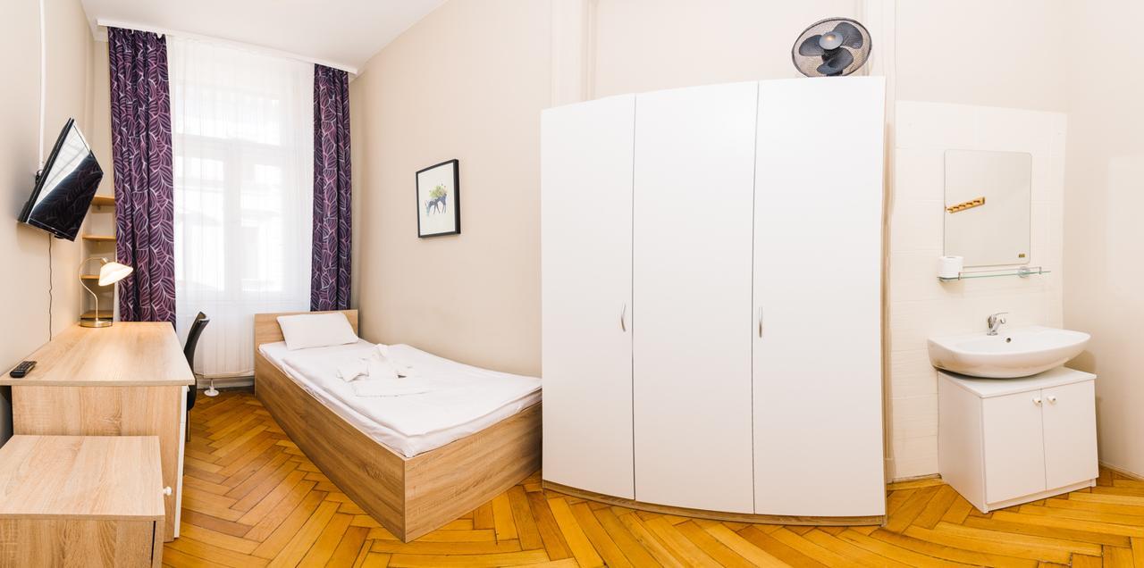 Centric Lifestyle Apartments Budapest Exterior foto