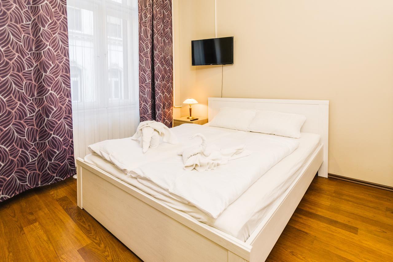 Centric Lifestyle Apartments Budapest Exterior foto